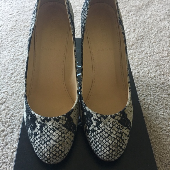 Jcrew Mona printed snakeskin pump size 8